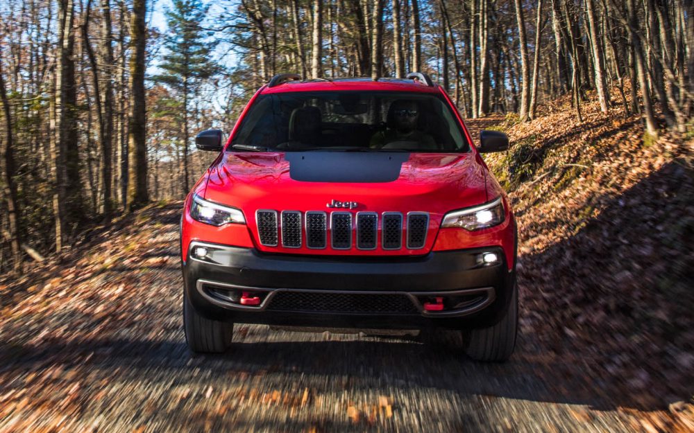 2019 Jeep Cherokee Red Exterior Front View